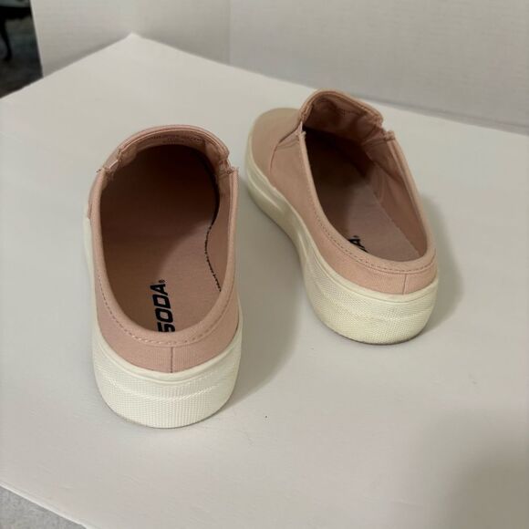 Soda Pink Sneakers Minimalist Design Women’s 7.5 Kaido-G 35987819. AS IS. - Picture 4 of 10